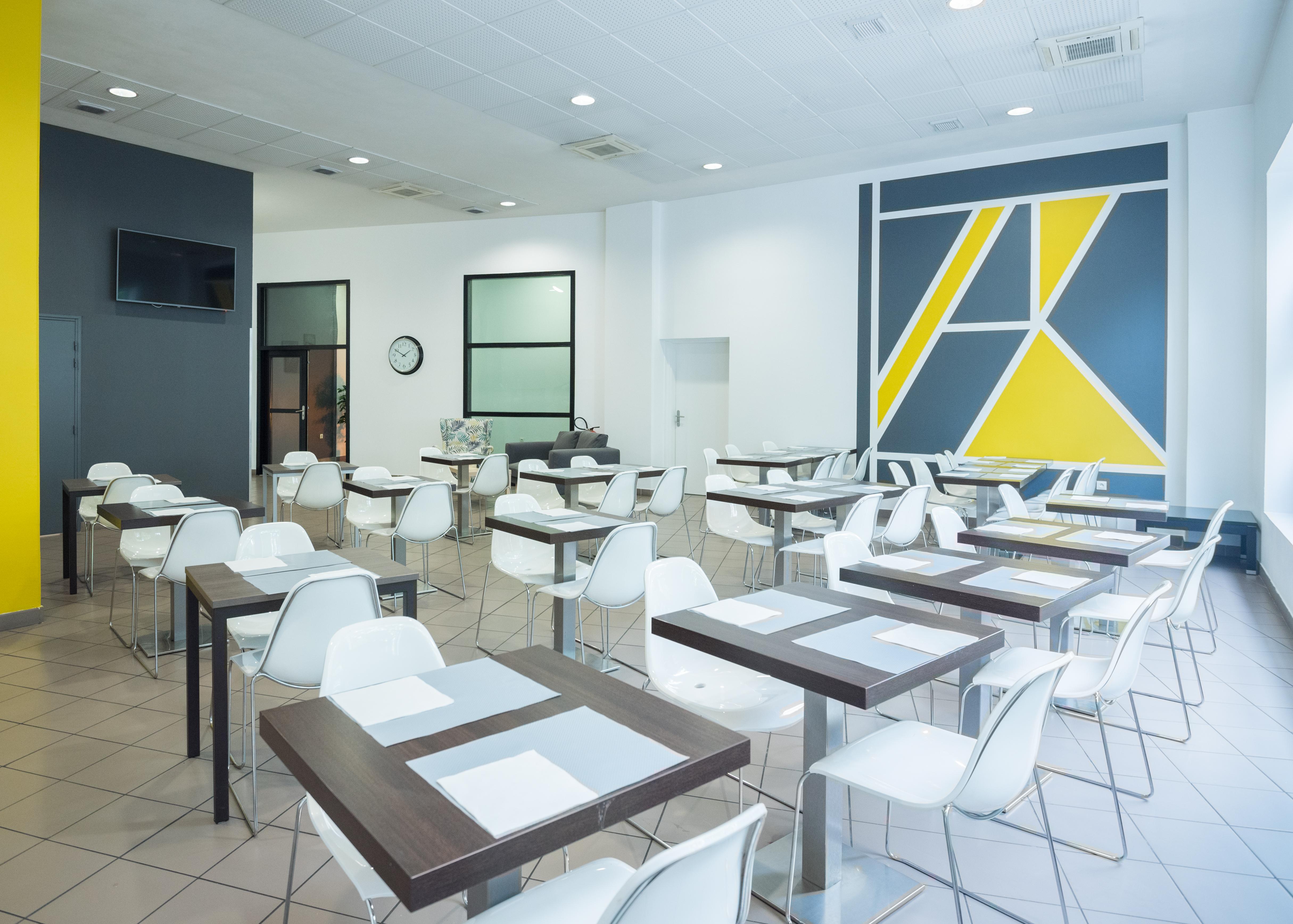 Comfort Aparthotel Nimes Centre Ngoại thất bức ảnh