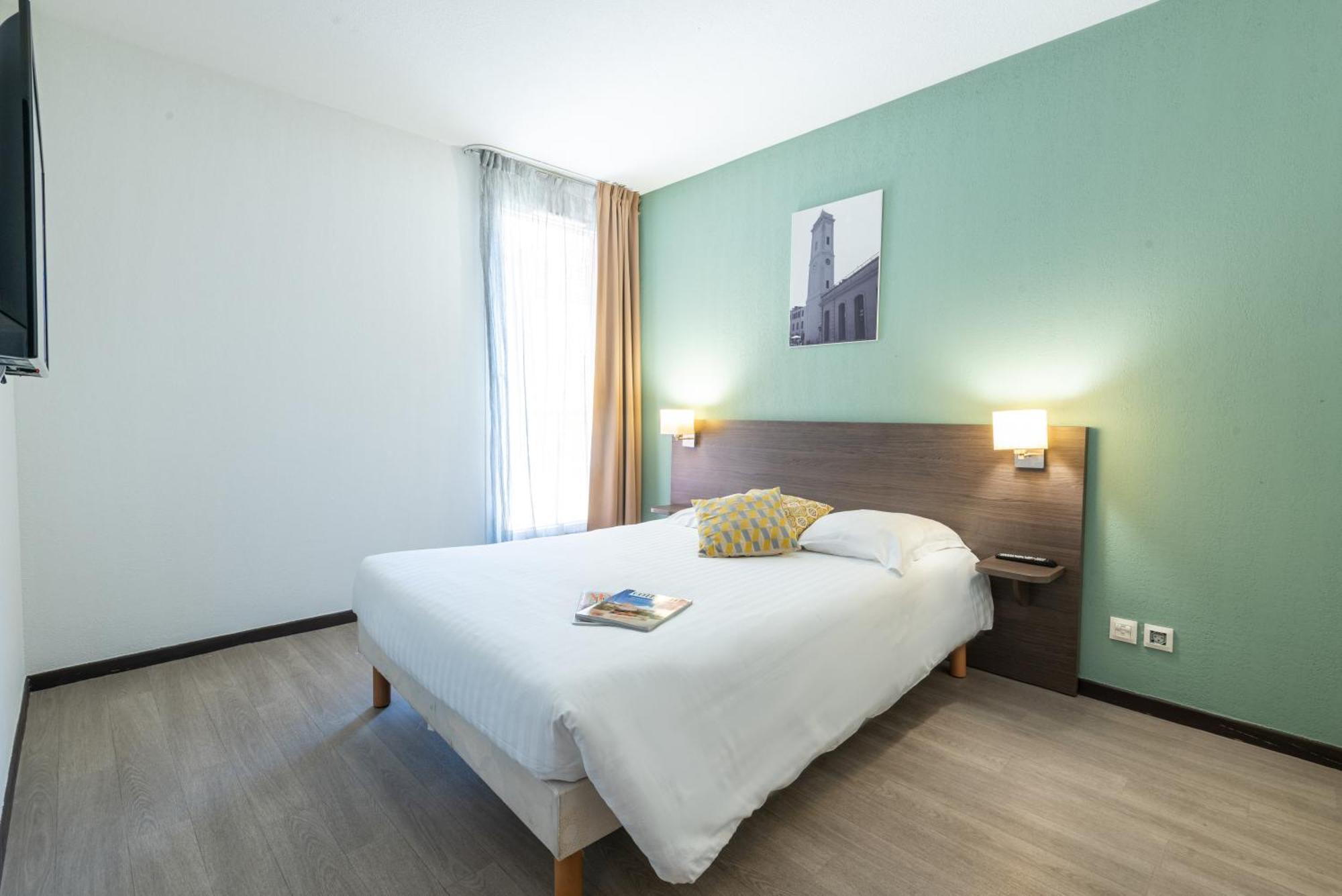 Comfort Aparthotel Nimes Centre Ngoại thất bức ảnh