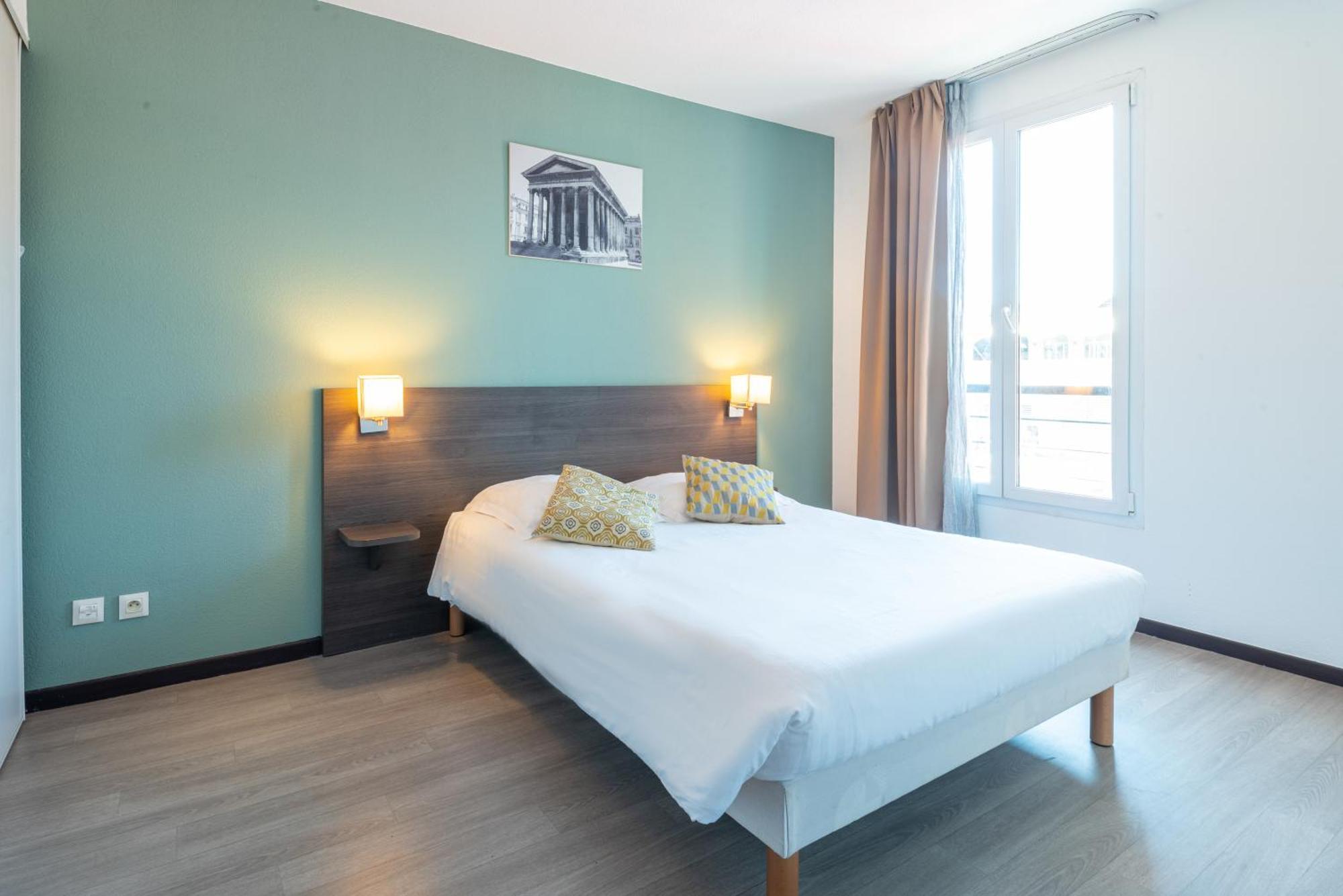 Comfort Aparthotel Nimes Centre Ngoại thất bức ảnh