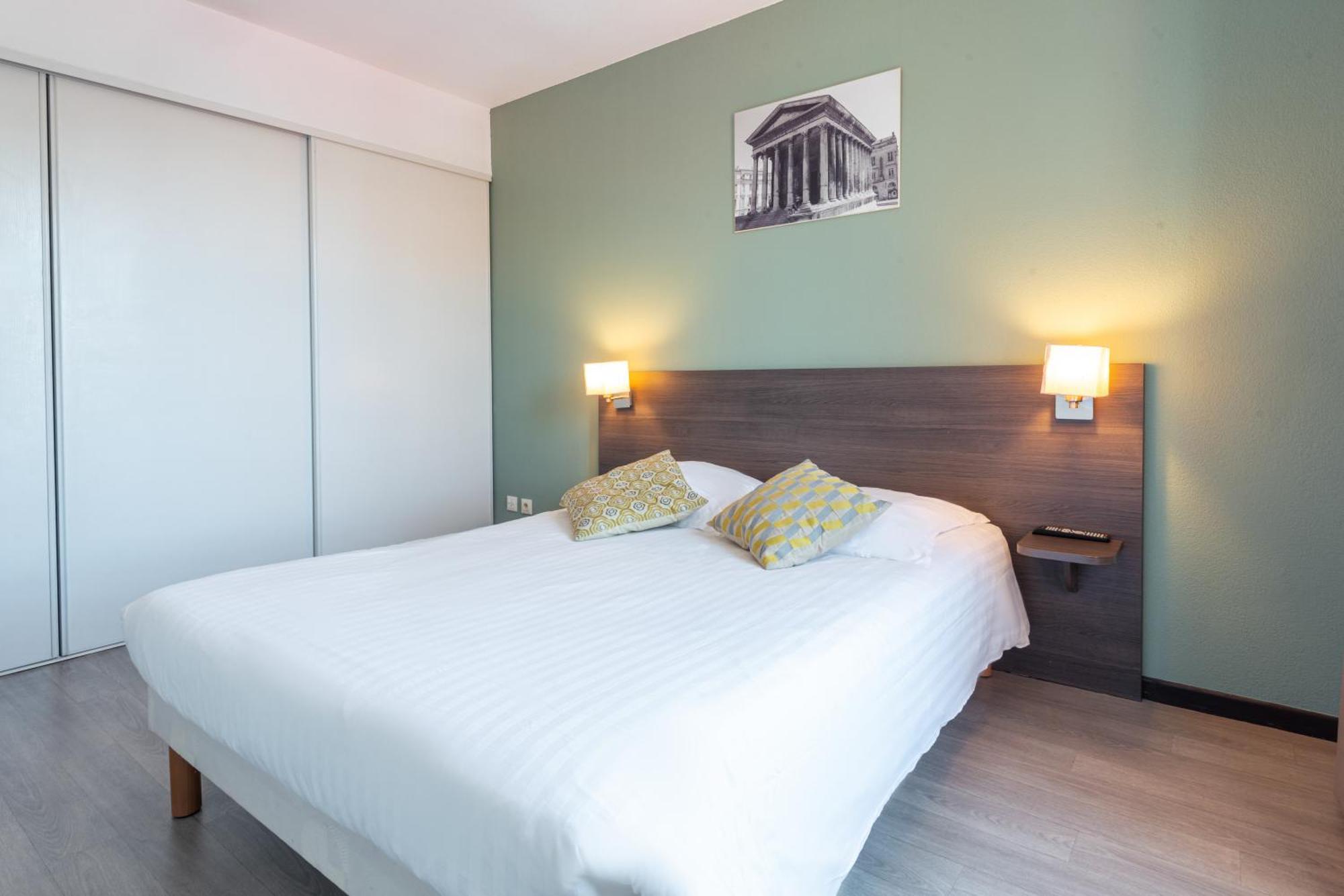 Comfort Aparthotel Nimes Centre Ngoại thất bức ảnh