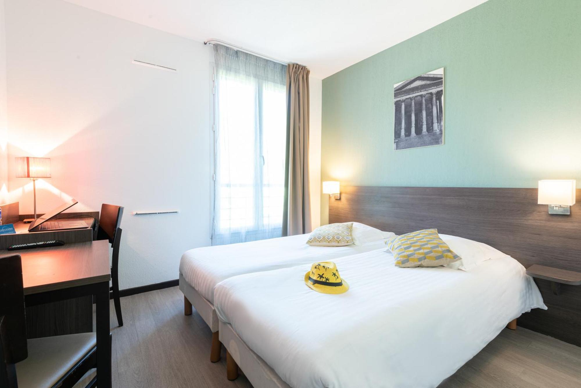 Comfort Aparthotel Nimes Centre Ngoại thất bức ảnh